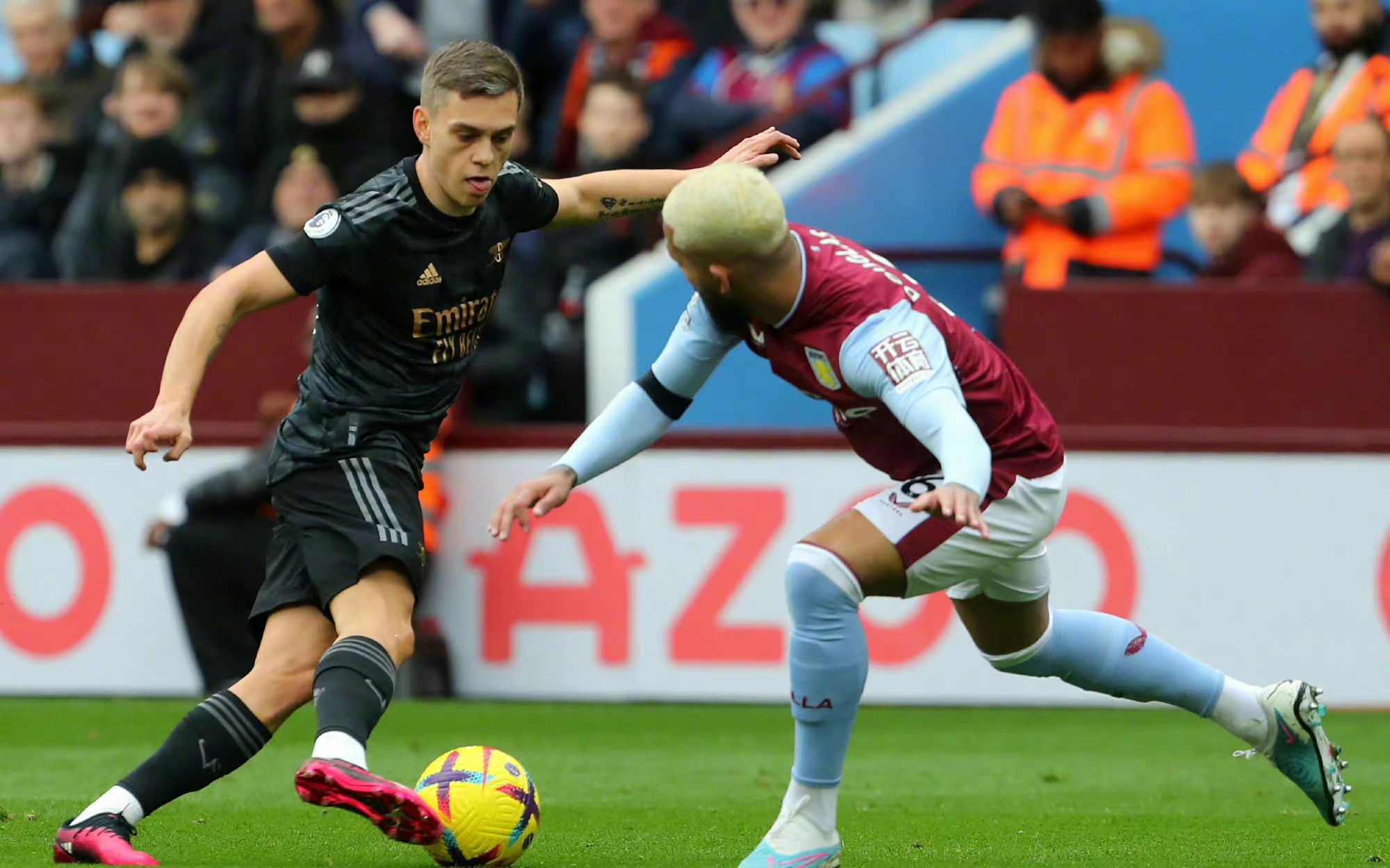 西甲赛程吃紧，新奥尔良鹈鹕清晨远射贴柱，悬念犹存，年轻球员得到机会